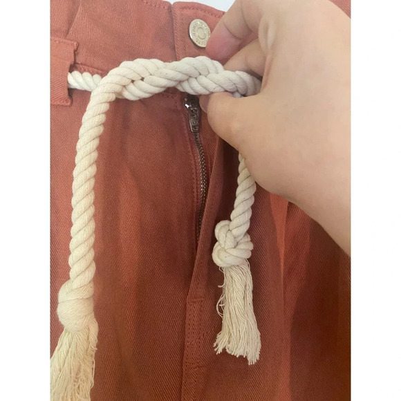 Veronica Beard Karter Pleated Pants - Picture 12 of 14